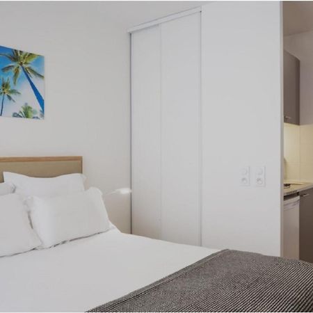 Sejours & Affaires Paris Bagnolet Aparthotel Bagian luar foto