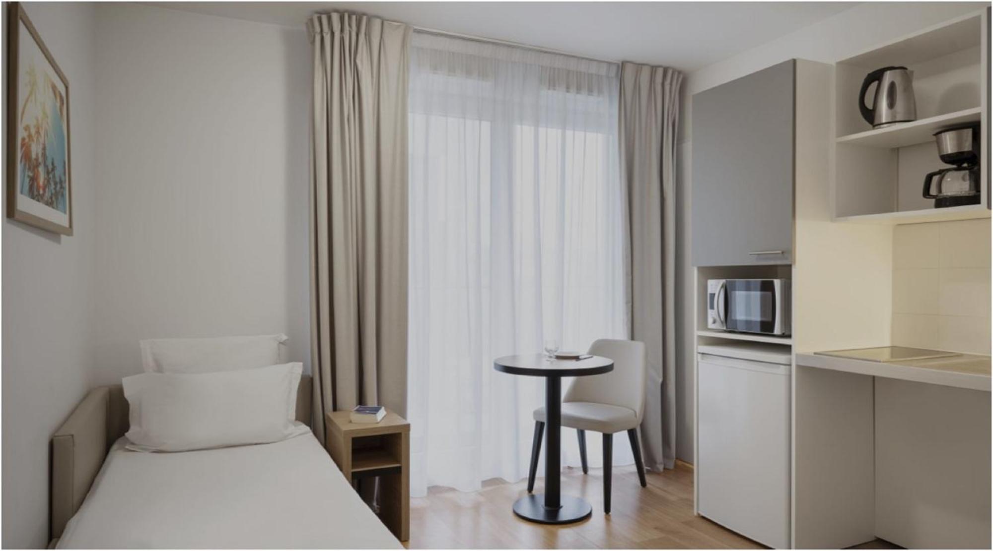 Sejours & Affaires Paris Bagnolet Aparthotel Bagian luar foto