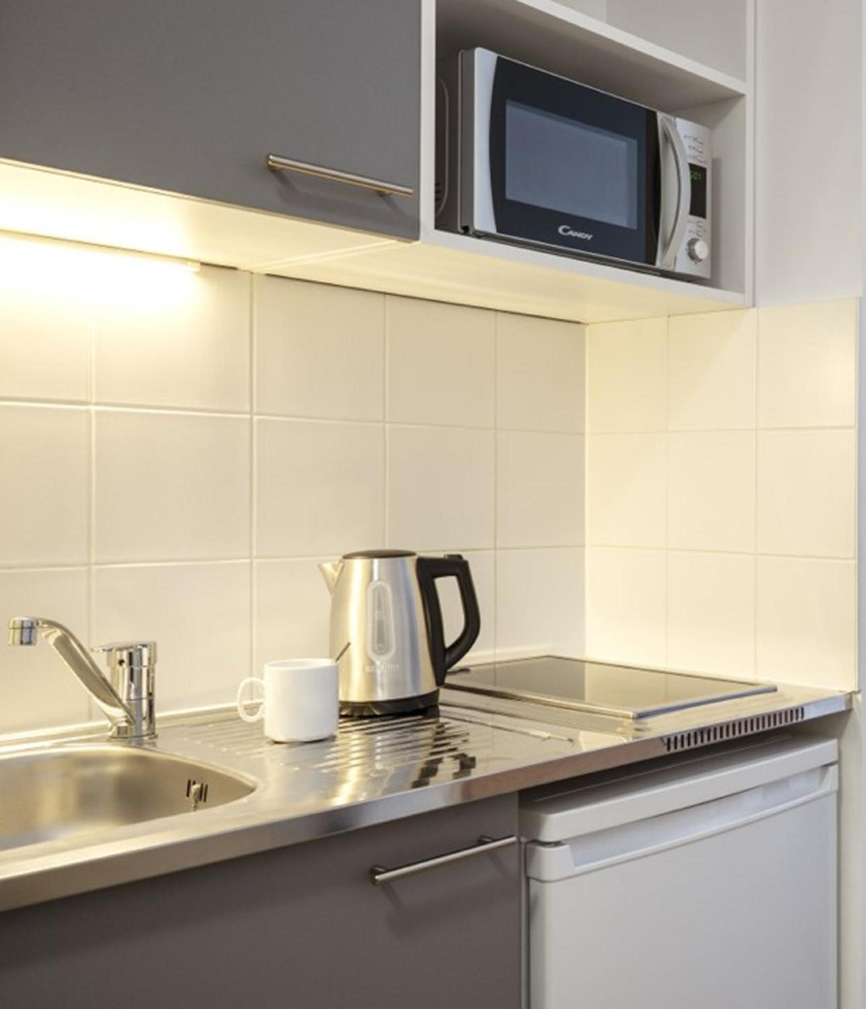 Sejours & Affaires Paris Bagnolet Aparthotel Bagian luar foto